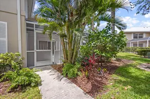 2846 SW Lakemont Pl, Palm City, FL 34990 - Photo 1