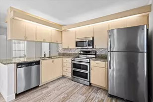 2846 SW Lakemont Pl, Palm City, FL 34990 - Photo 7