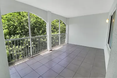 815 W Boynton Beach Boulevard, Unit #10-202, Boynton Beach, FL 33426 - Photo 21