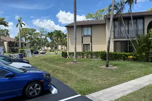 414 Pine Glen Ln, Greenacres, FL 33463 - Photo 3