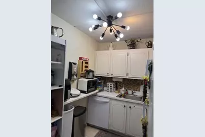 3000 Springdale Boulevard #V204, Palm Springs, FL 33461 - Photo 5