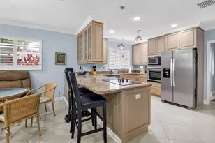 2 Fairway Dr, Boynton Beach, FL 33436 - Photo 25