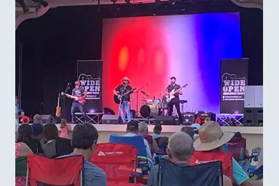 13796 Yarmouth Drive, Wellington, FL 33414 - Photo 21