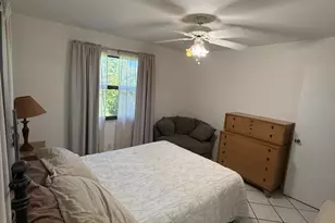 2507 Canterbury Dr N, West Palm Beach, FL 33407 - Photo 3