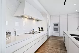 200 SE Mizner Blvd, Boca Raton, FL 33432 - Photo 11