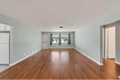 2080 SW 14th Avenue, Boynton Beach, FL 33426 - Photo 11