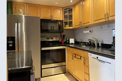 27 Mansfield A, Boca Raton, FL 33434 - Photo 7