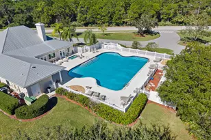 624 NE Bent Paddle Ln, Port Saint Lucie, FL 34983 - Photo 37