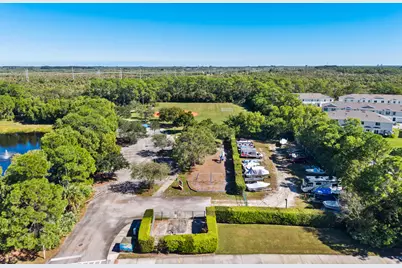 624 NE Bent Paddle Lane, Port Saint Lucie, FL 34983 - Photo 41