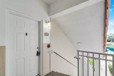 11033 Legacy Boulevard, Unit #203, Palm Beach Gardens, FL 33418 - Photo 3