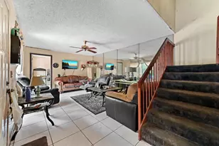 2423 24th Ln, Greenacres, FL 33463 - Photo 9