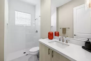 9265 Seahorse Bay Dr, Boynton Beach, FL 33473 - Photo 19