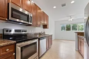 6120 SE Portofino Cir, Hobe Sound, FL 33455 - Photo 5