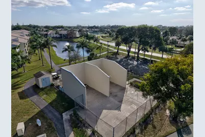 1104 Green Pine Boulevard #D2, West Palm Beach, FL 33409 - Photo 31