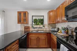 476 Goldenwood Way, Wellington, FL 33414 - Photo 19