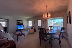 342 Pine Ridge Cir, Greenacres, FL 33463 - Photo 7