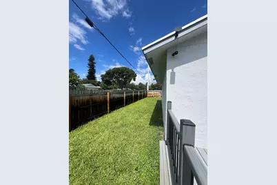 222 SE 3rd Street, Boynton Beach, FL 33435 - Photo 37