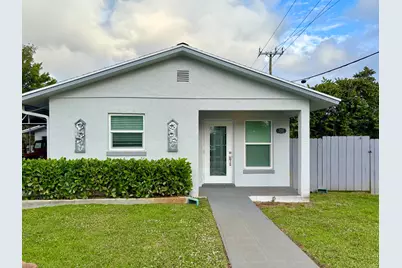 222 SE 3rd Street, Boynton Beach, FL 33435 - Photo 1