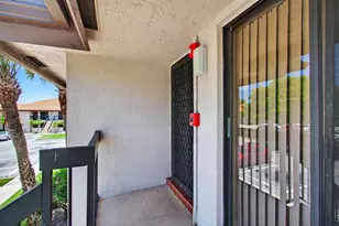 400 Club Cir, Boca Raton, FL 33487 - Photo 7