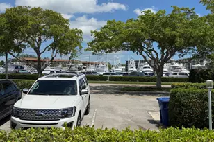 118 Yacht Club Dr, North Palm Beach, FL 33408 - Photo 3