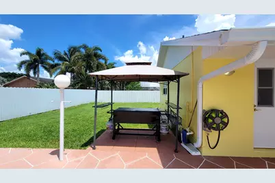1283 Larch Way, Wellington, FL 33414 - Photo 37