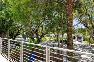 3917 S Le Jeune Rd, Miami, FL 33146 - Photo 57