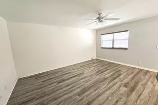 89 Saxony B, Delray Beach, FL 33446 - Photo 5