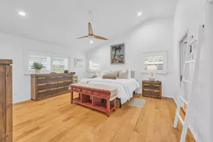 376 Live Oak Dr, Vero Beach, FL 32963 - Photo 11