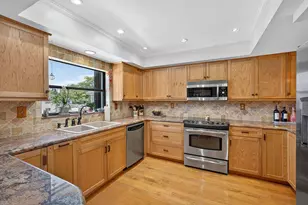 704 Clubhouse Cir, Jupiter, FL 33477 - Photo 9