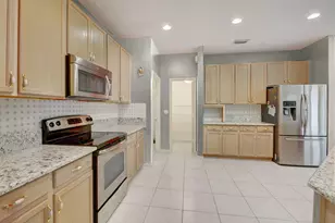1282 Pebble Ridge Ln, West Palm Beach, FL 33411 - Photo 9