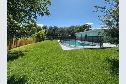 1910 SE Rainier Road, Port Saint Lucie, FL 34952 - Photo 17