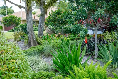 900 Cosmos Court, Wellington, FL 33414 - Photo 3