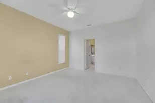 526 NW Portofino Ln, Port Saint Lucie, FL 34986 - Photo 11