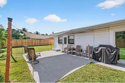 826 Cochran Drive, Lake Worth Beach, FL 33461 - Photo 37