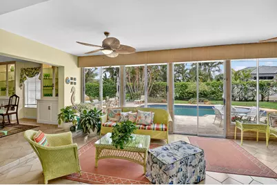 1095 Hibiscus Lane, Delray Beach, FL 33444 - Photo 9