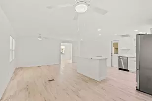 179 NE Emerald Dr, Jensen Beach, FL 34957 - Photo 15