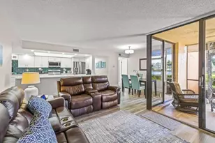 750 Egret Cir, Delray Beach, FL 33444 - Photo 9