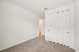 5661 Hampton Park Cir, Vero Beach, FL 32966 - Photo 15