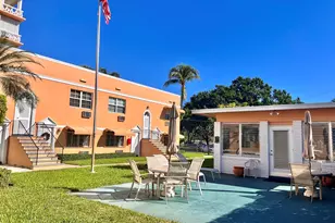 101 S Golfview Rd, Lake Worth Beach, FL 33460 - Photo 27