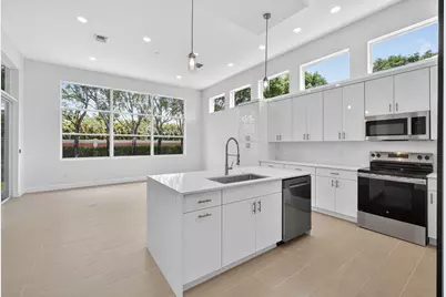 8873 Via Brilliante, Wellington, FL 33411 - Photo 17