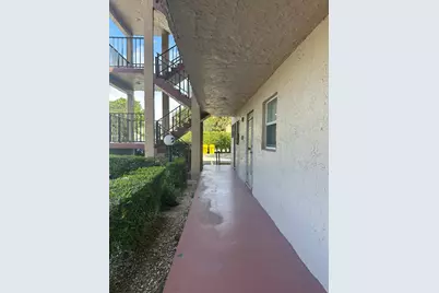225 Bonnie Boulevard, Unit #116, Palm Springs, FL 33461 - Photo 3