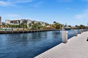 137 Golden Isles Dr, Hallandale Beach, FL 33009 - Photo 21