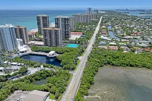4200 N Ocean Dr, Singer Island, FL 33404 - Photo 39