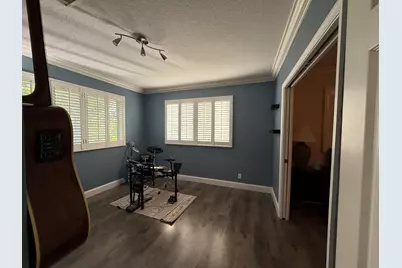 2136 Oakmont Drive, Riviera Beach, FL 33404 - Photo 21