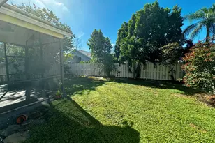 2014 Normandy Cir, West Palm Beach, FL 33409 - Photo 7
