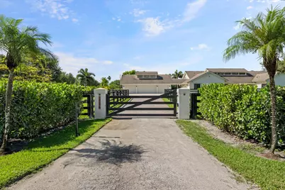 14596 Belmont Trace, Unit #House, Wellington, FL 33414 - Photo 3