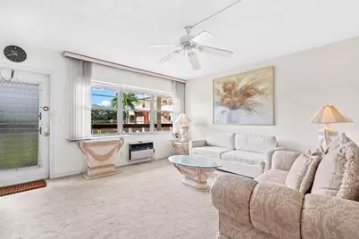 105 Brighton C, Boca Raton, FL 33434 - Photo 3