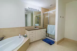 19 Harbour Isle Dr W, Fort Pierce, FL 34949 - Photo 9