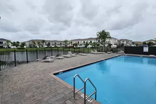 1677 SE 8th Ave, Homestead, FL 33034 - Photo 43