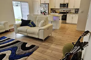 1677 SE 8th Ave, Homestead, FL 33034 - Photo 9
